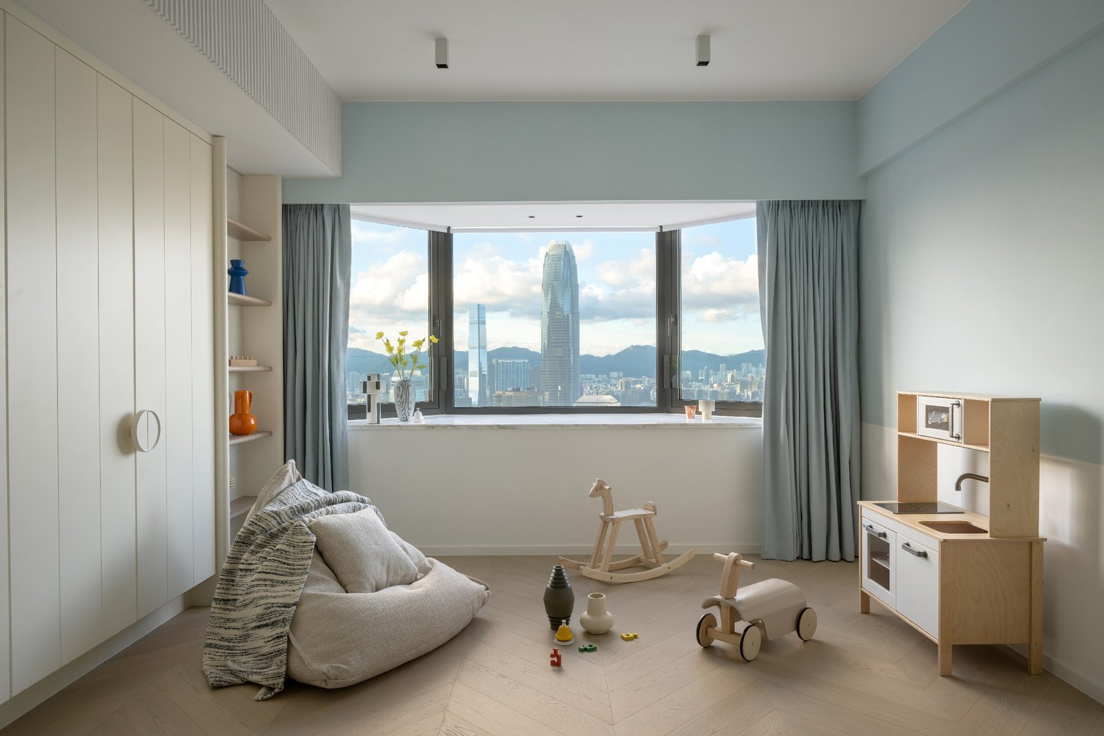 More Than a Home, It’s an Art Gallery: How to Elevate Modern Minimalist ...